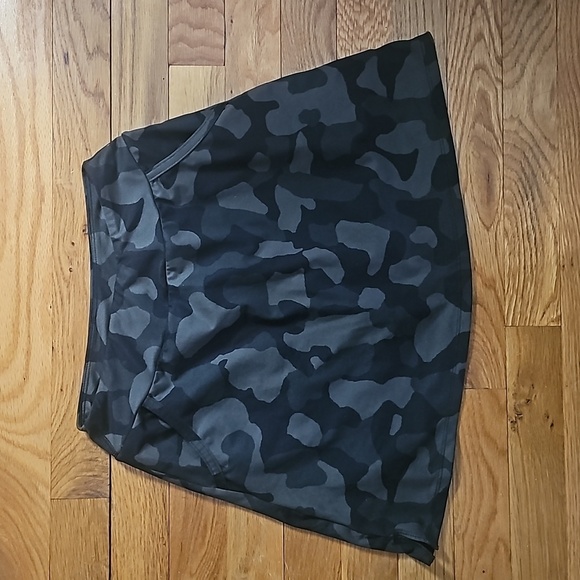 Zella Camouflage Skirt with Pockets and Shorts Underneath Size L 10-12 - Picture 1 of 8